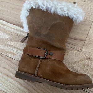 Ugg Kids Nessa Sheepskin-lined Boots Beige